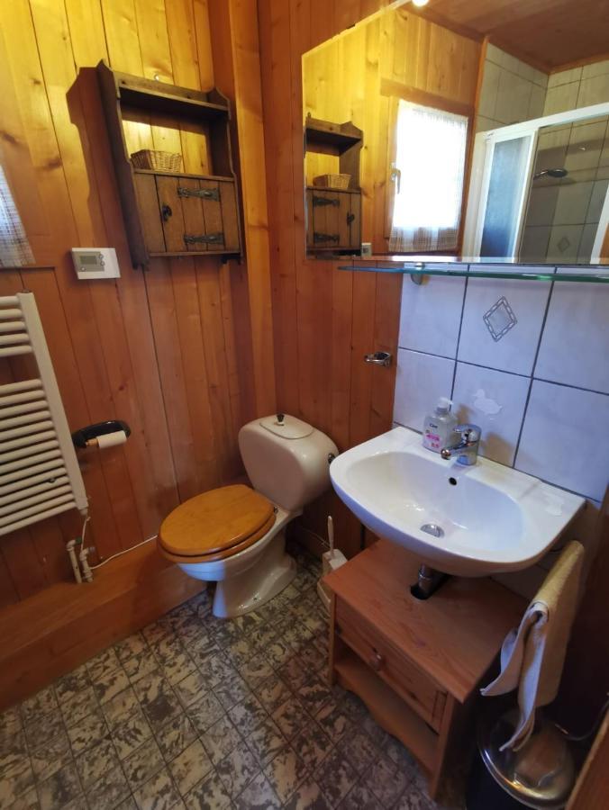 Chalet Traditionnel Avec Jacuzzi Exterieur Bex Extérieur photo